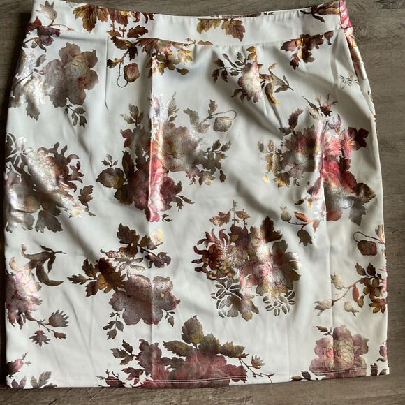 Sami & Jo Floral Skirt White Petite XL - Picture 7 of 9